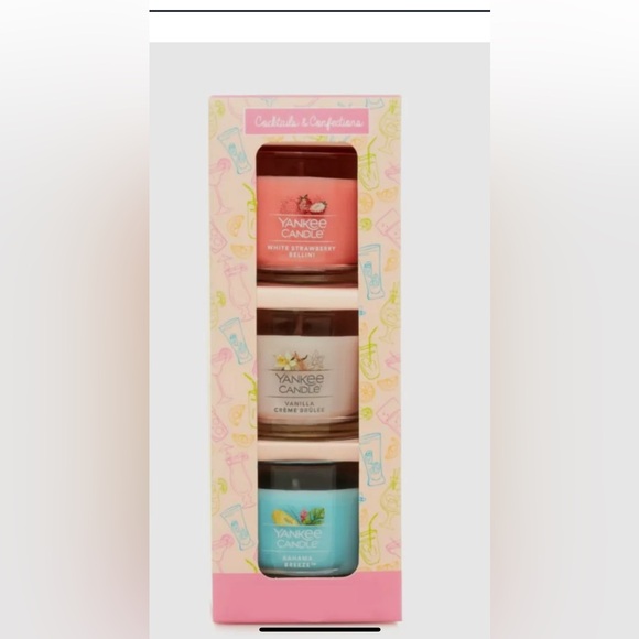 Yankee Candle Other - YANKEE CANDLE Mini Small Candles GIFT SET Creme Brulee Strawberry Bahama Breeze